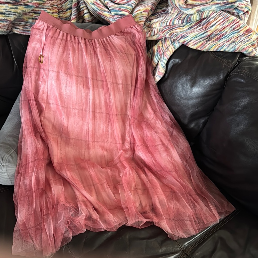 Pink Pleated Maxi Skirt for Cocktail Nights